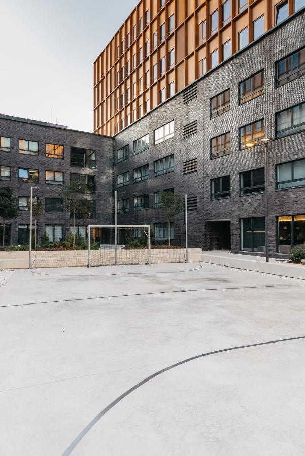 For Students Studying In Barcelona Only - Stunning Spacious Studios And Private Rooms At Pallars Student Accommodation 外观 照片