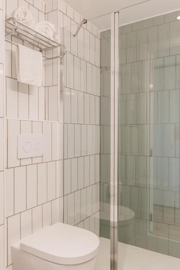 For Students Studying In Barcelona Only - Stunning Spacious Studios And Private Rooms At Pallars Student Accommodation 外观 照片